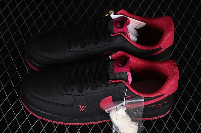 All categories Nk Air Force 1 Air Force series Nk Air Force 1 Low Air Force low top Nike Air Force 1'07 Low Year of the Horse limited edition Jet black rose red Air Force 1 low top casual sneakers FV3694-102